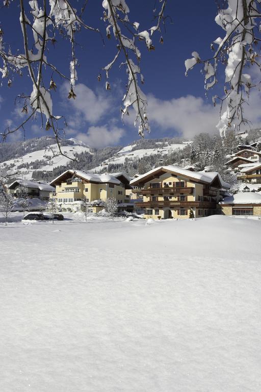 Hotel Hubertus Brixen im Thale Luaran gambar
